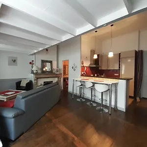 Coquet Studio En Mezzanine Nuit Pour 2 Personnes Appartement