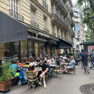 https://16-superbe-studio.fr-paris.fr